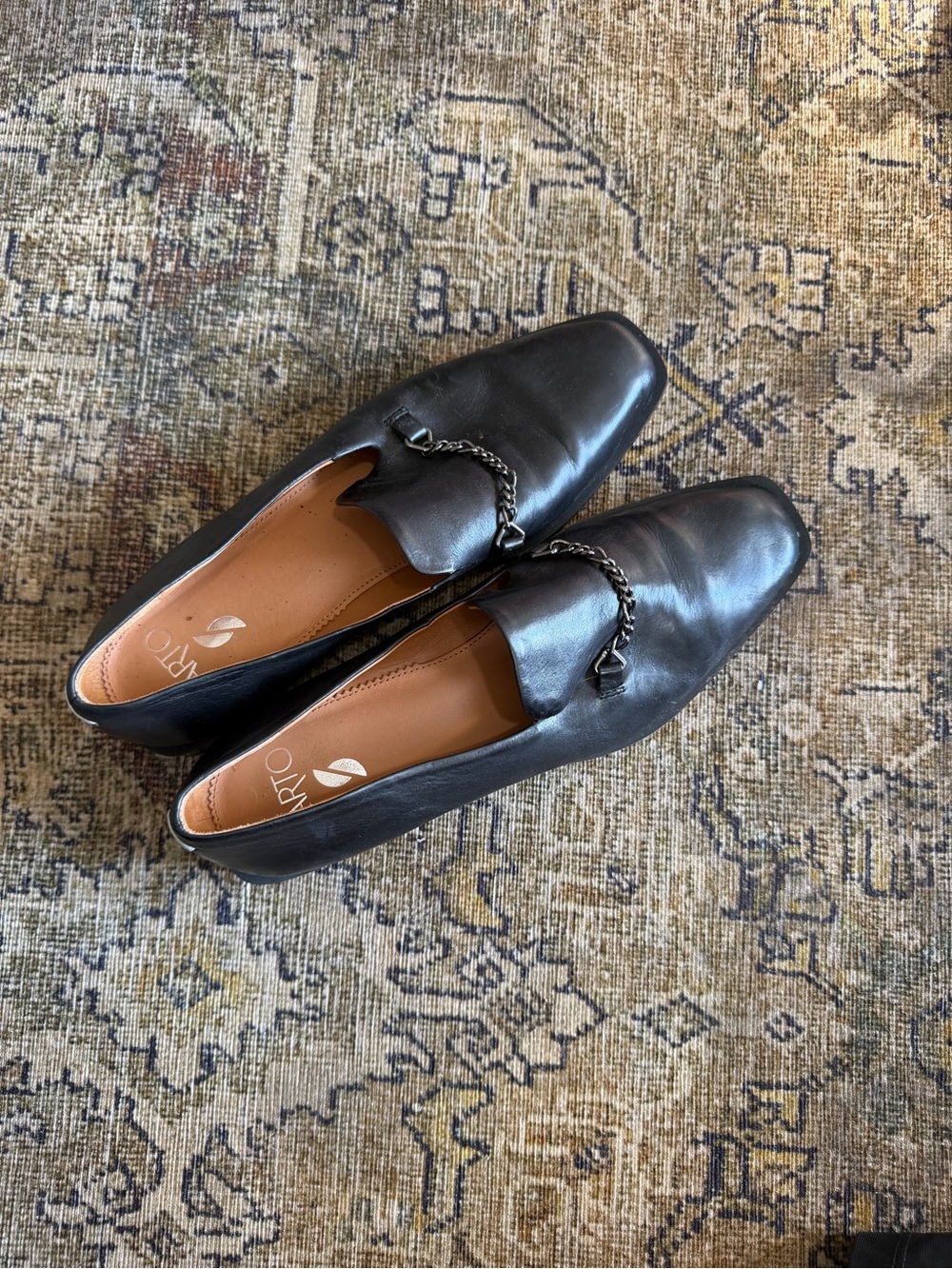 Franco Sarto Black Leather Chain-Accent Loafers